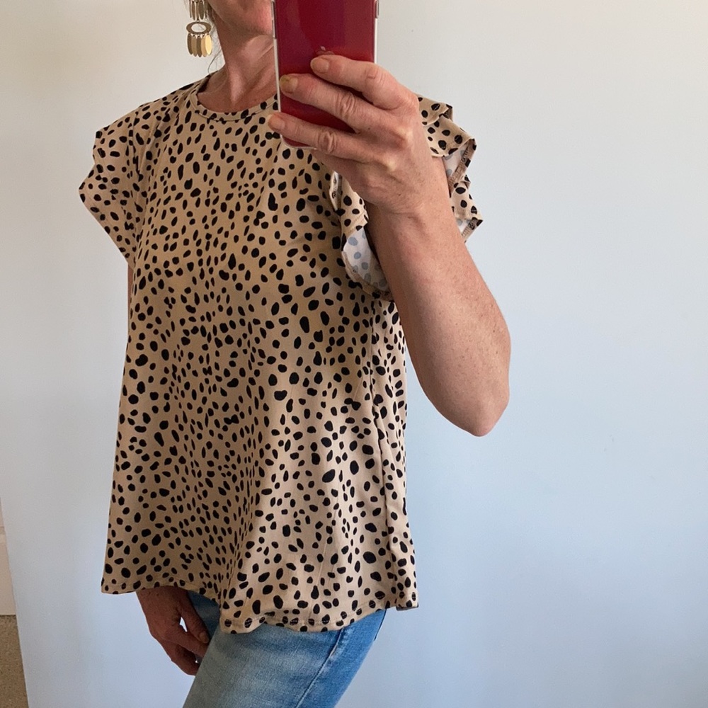Animal Print Ruffled Sleeve Top - Picture 6 of 7